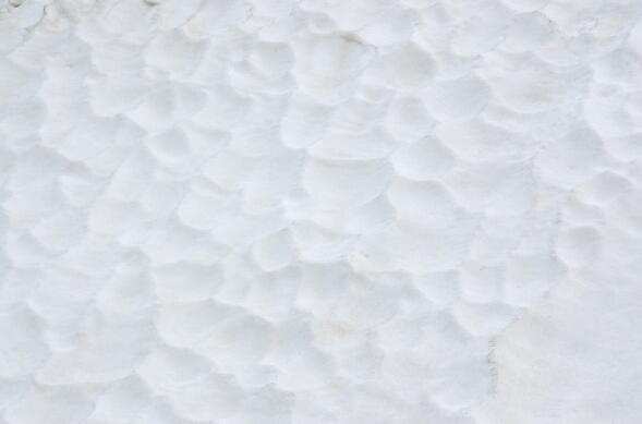 白色的雪地路面贴图