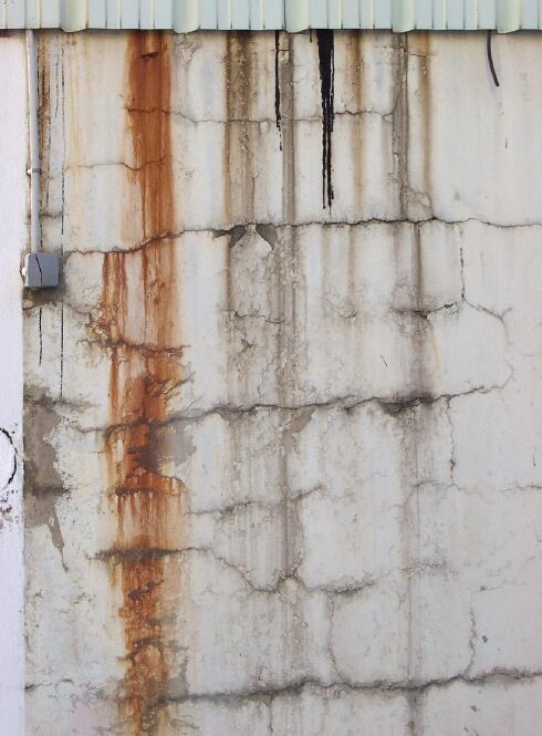 脏旧开裂的混凝土墙面贴图